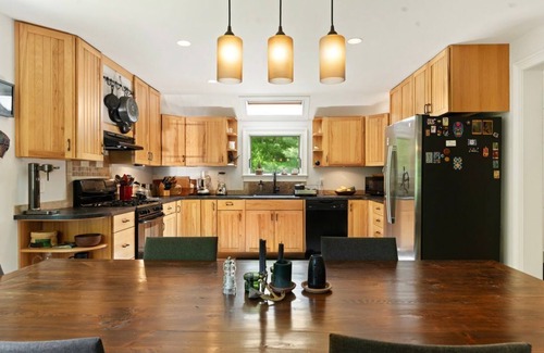 Kerhonkson House | Welcome to the Gunks