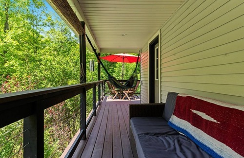 Kerhonkson House | Welcome to the Gunks