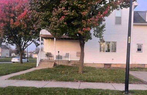 Fort Wayne House | Welcome to the Heart ♡ of Downtown!
