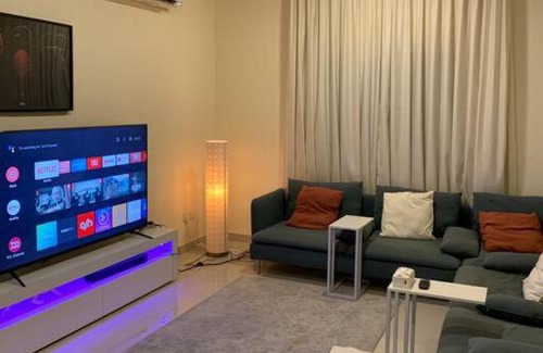 Al Khobar Apartment | Welcome to the lovely 2-bedrooms enjoy staying.