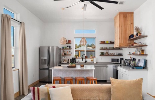 Marfa House | Welcome to the Milky Wayfarer