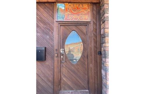 Kanab Apartment | Welcome To The New Kanab Lodge Suite 22