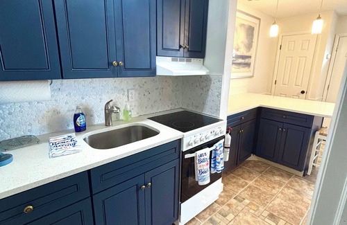 Dover Beaches North Apartment | Welcome to The Perfect Break — Your Cozy Coastal Getaway!