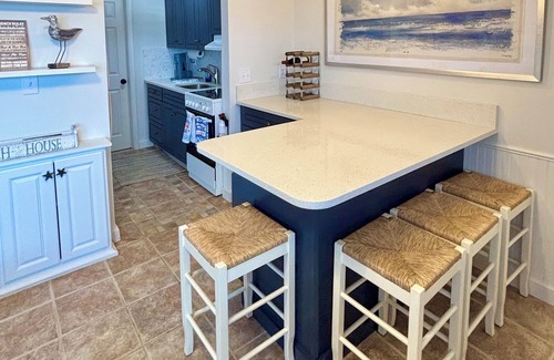 Dover Beaches North Apartment | Welcome to The Perfect Break — Your Cozy Coastal Getaway!