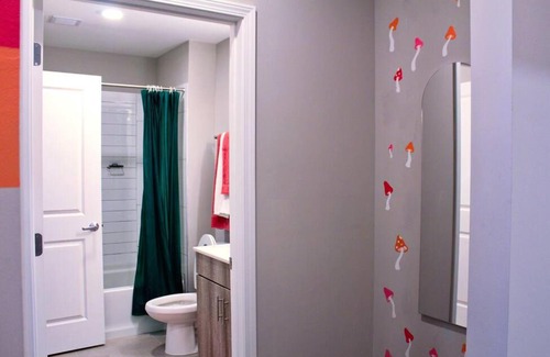 Midtown - Westport Apartment | Welcome to the Retro Room 2 bed 2 bath
