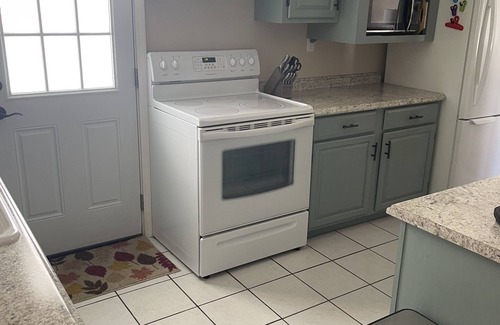 Sault Ste. Marie House | Welcome to the Neighborhood