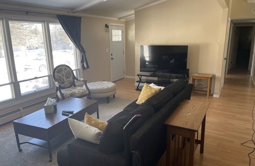 Sault Ste. Marie House | Welcome to the Neighborhood