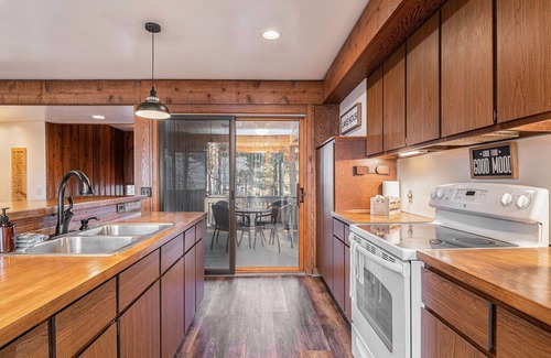 Harbor Springs House | Welcome to The Warner House in Harbor Springs, Michigan