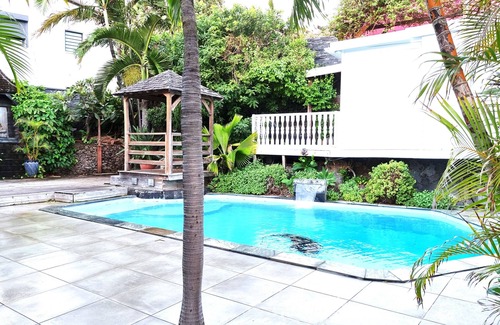 Saint-Pierre De La Reunion Apartment | Welcome to the ZOLIE KAZ comfortable apartment 5 minutes from the beach of Terre Sainte