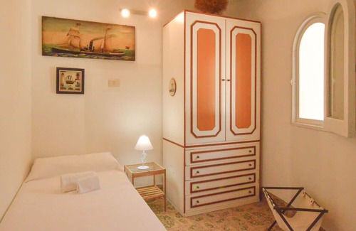 Porto Palo Apartment | Welcome to this apartment with sea view, located just 100 meters from the beach of Portopalo di Menf