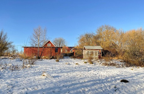 Ballingslov House | Welcome to this appealing vacation home near a lake!