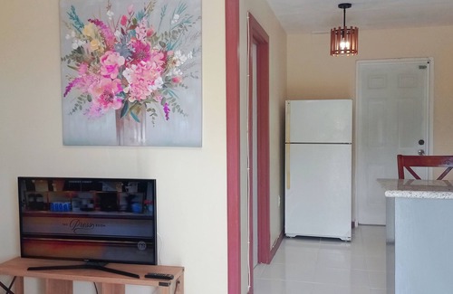 Basseterre Apartment | welcome to this cozy hideaway, nestled in the upscale area of Basseterre.