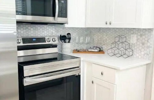 Cypress Lake House | Welcome to Tropicana Escape