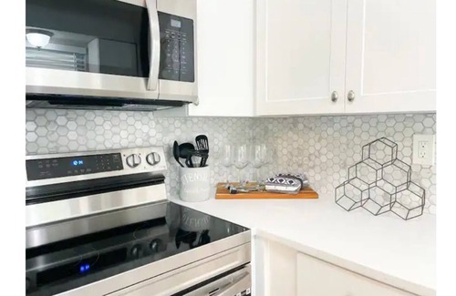 Cypress Lake House | Welcome to Tropicana Escape