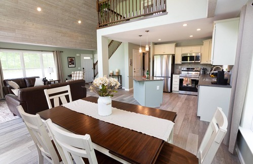 Holcomb Ski Chalet | Welcome to Twin Creeks. A brand-new Chalet with hot tub,WiFi, and AC on 32 acres