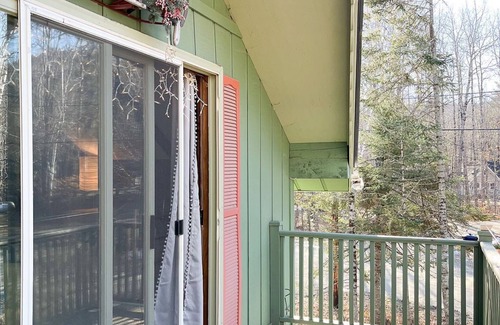 Carrabassett Valley Ski Chalet | Welcome to the Valley Chalet, just minutes away from your next adventure!
