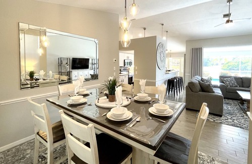 Pinehurst House | Welcome to Villa Serene Vacations! Make it an unforgettable one!