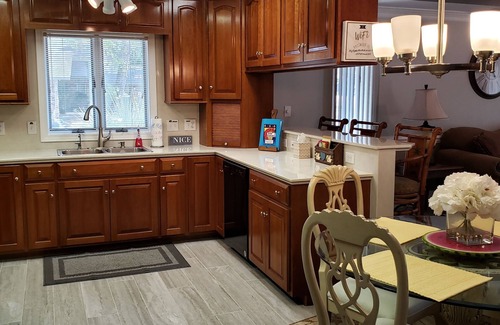 Socastee House | Welcome to Waterway Getaway - Your home away from home!