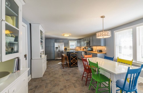 Issue Other | Welcome to White Point Manor