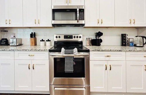 Auburn House | Welcome to Your Auburn Home Base – Stylish 3BR Retreat Near It All
