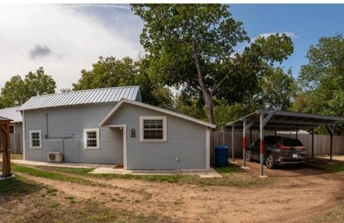 Kerrville Apartment | Welcome to Your Charming 1-bedroom Cottage - Experience Tranquility and Comfort