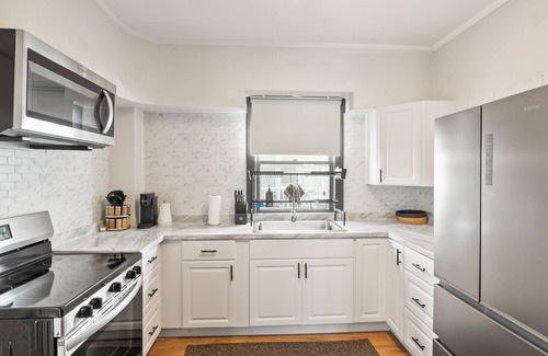 Rochester House | Welcome to Your Cozy Retreat in Central Rochester!