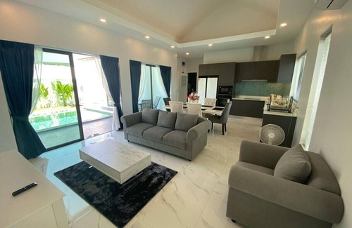 Wichit House | Welcome to Your Dream Holiday Villa in Rawai, Phuket