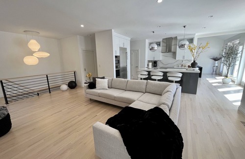 Westhampton House | Welcome to your glamorous Hamptons escape!
