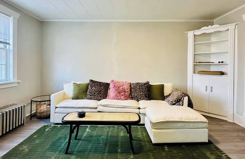 Casper Apartment | Welcome to your perfect home away from home in the heart of the city!