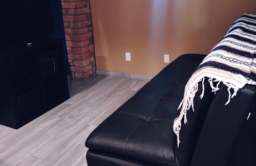 Tucson Estates House | WELCOME Visitors - Contactless Check In/Out