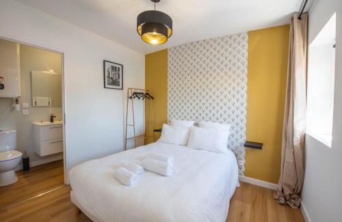 Agen Apartment | WelcomeAgen - Al Capone - Clim - Wifi Fibre - Cosy