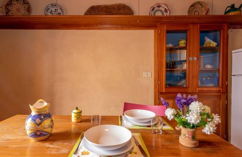 Bosa Historic Centre Apartment | Welcomely - Casa Portella