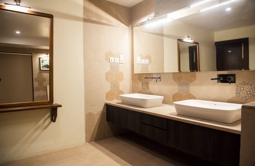 Chimur Hotel | WelcomHeritage Tadoba Vanya Villas Resort & Spa