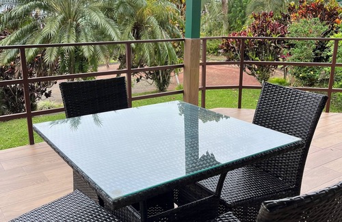 Santa Barbara House | Welcoming 2-bedroom house with WiFi on Lake Arenal