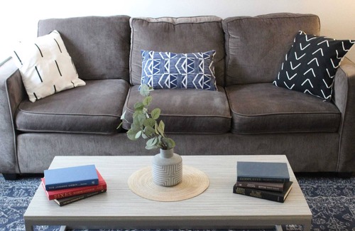 Ames Apartment | Welcoming 4BR near ISU with Pool
