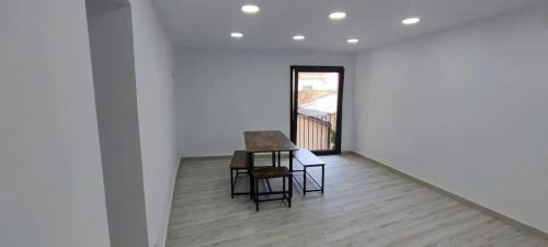 Igualada Apartment | Welcoming Apartment in Igualada - 65.2 m² - 8 people