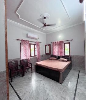 Dehradun Apartment | Welcoming bee