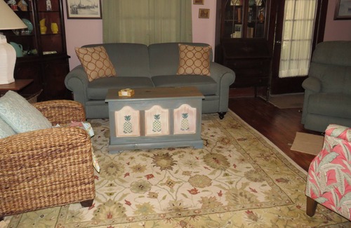 Crisfield House | Welcoming cottage, near public beach and fishing pier.