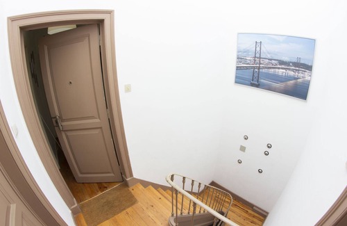 Santo Amaro Apartment | WELCOMING COZY LISBON APARTMENT