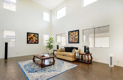 Surprise House | Welcoming Surprise Home with Yard and Patio!