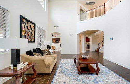 Surprise House | Welcoming Surprise Home with Yard and Patio!