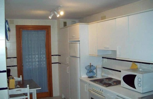 Castillo de Sabinillas Apartment | Well Appointed 2 Bedroom, 2 Bathroom Apartment At The Pool Area