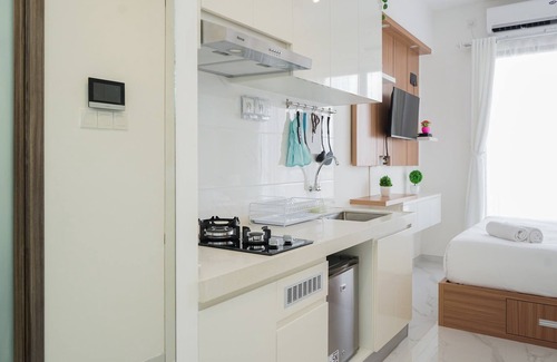 Bumi Serpong Damai Apartment | Well Appointed and Homey Studio at Sky House BSD Apartment