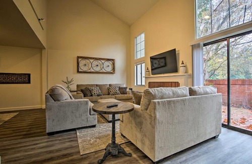 Davis Apartment | Well-Appointed Condo Across Street from UC Davis!
