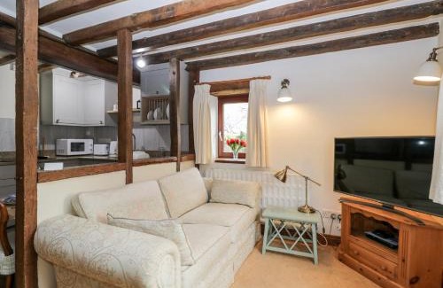 Longborough House | Well Cottage