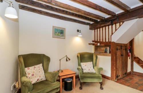 Longborough House | Well Cottage