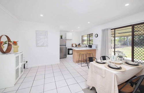 Hillcrest House | Well decorated & newly renovated entire beautiful home in Brisbane