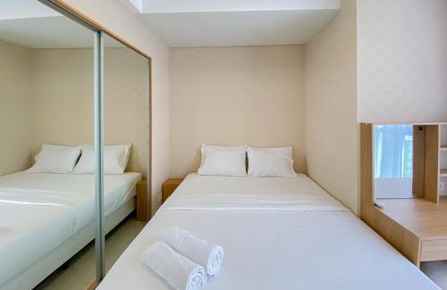 Pantai Indah Kapuk Apartment | Well Furnished and Comfortable 2BR Apartment Gold Coast By Travelio