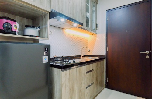 Pondokcina Apartment | Well Furnished And Cozy 1Br Apartment Atlanta Residences