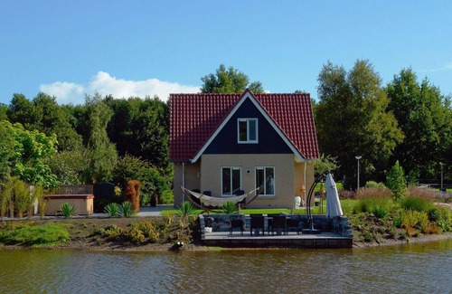 Westerbork House | Well-kept house with a bubble bath, 20 km. from Assen